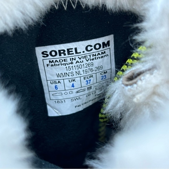 SOREL GLACY LACE UP WINTER BOOTS SIZE 6 - Picture 11 of 12